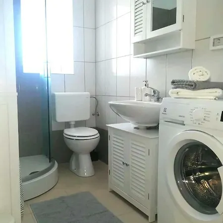 Seashell Apartment *